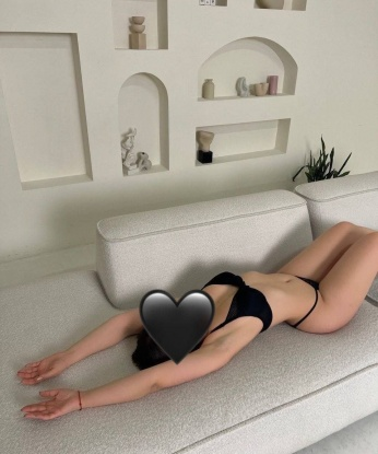 Проститутка Амелия